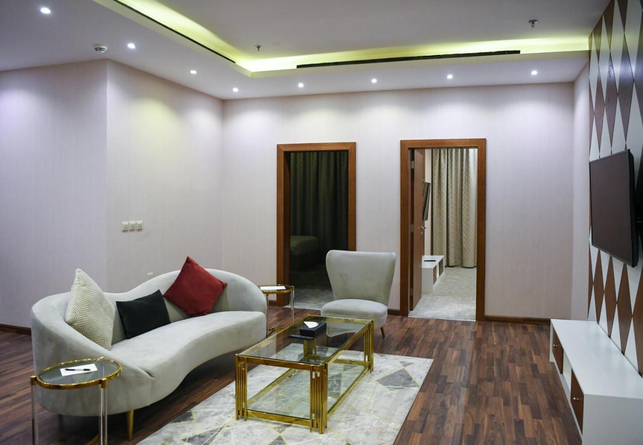 มูเทียรา โฮเต็ล - ลา วาล มอลล์ Hotel ริยาดห์ ภายนอก รูปภาพ