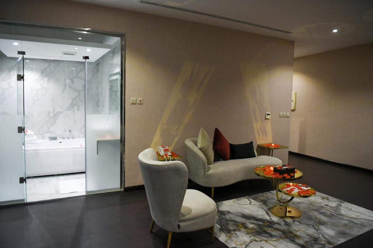 มูเทียรา โฮเต็ล - ลา วาล มอลล์ Hotel ริยาดห์ ภายนอก รูปภาพ