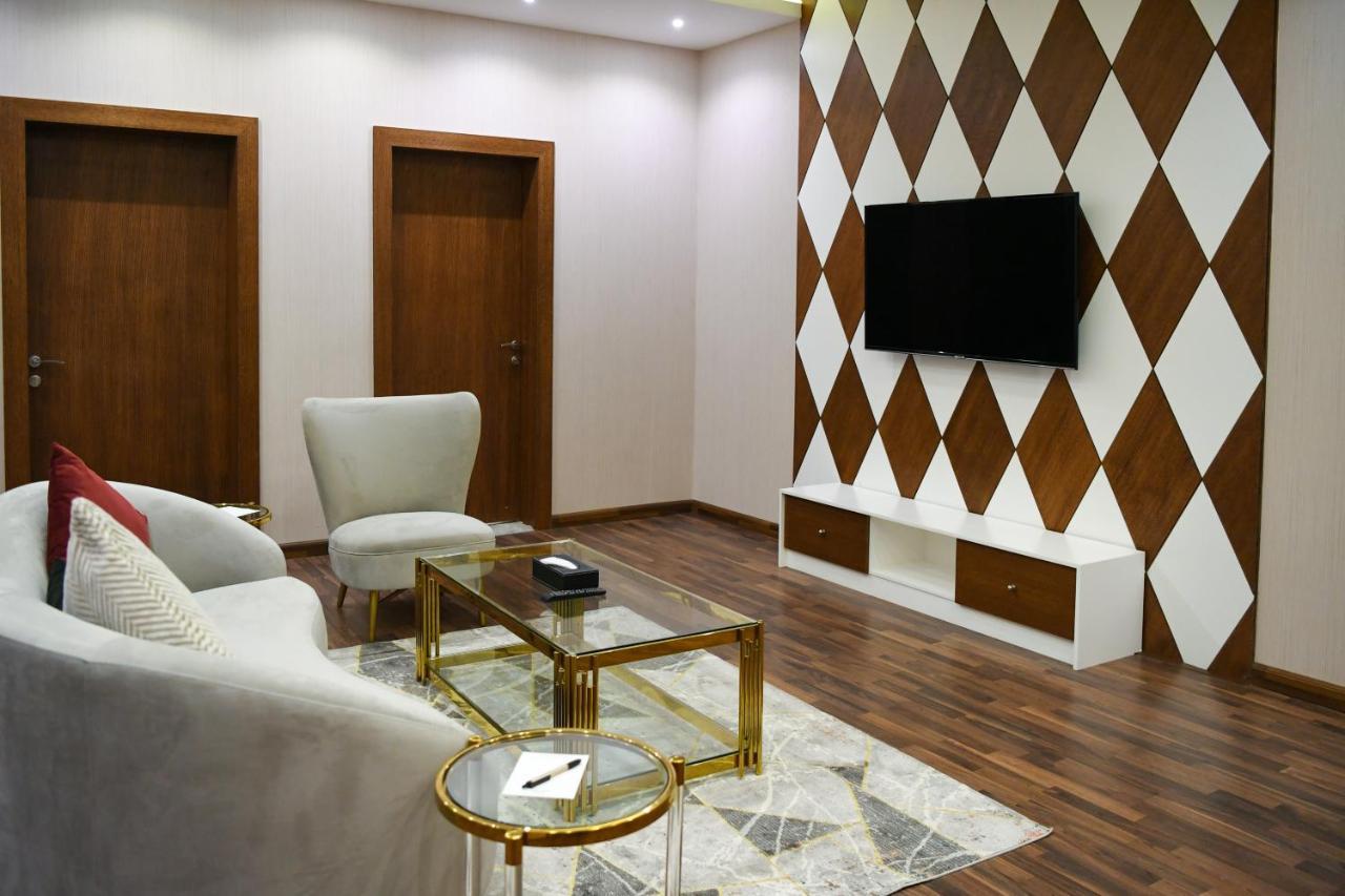 มูเทียรา โฮเต็ล - ลา วาล มอลล์ Hotel ริยาดห์ ภายนอก รูปภาพ