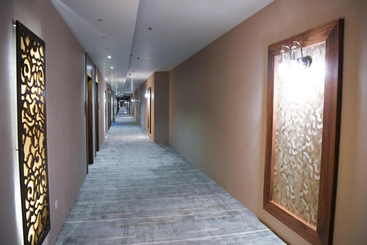 มูเทียรา โฮเต็ล - ลา วาล มอลล์ Hotel ริยาดห์ ภายนอก รูปภาพ