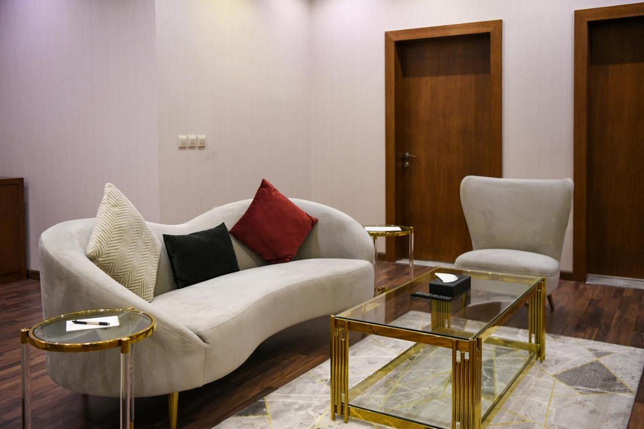 มูเทียรา โฮเต็ล - ลา วาล มอลล์ Hotel ริยาดห์ ภายนอก รูปภาพ